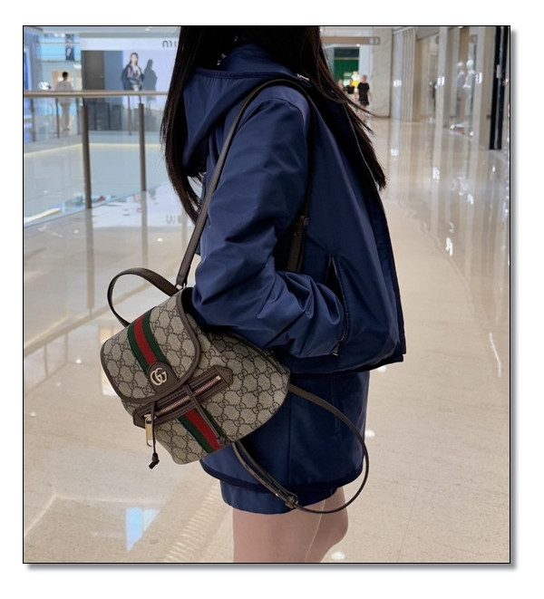 매일매일 손이 가는 구찌 오피디아 백팩 재해석된 실루엣에 감탄!