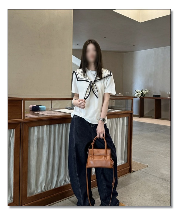 2006 miumiu 아카이브를 떠올리게 하는 미우미우 솔리테르 new