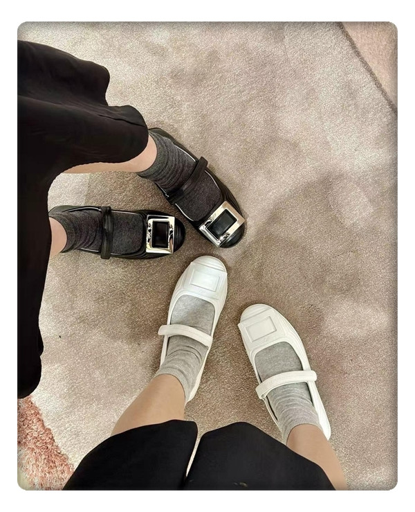 신세계 착화감의 소유자 - 로저비비에 메리제인 어디든 가고 싶은곳 모두 OK!